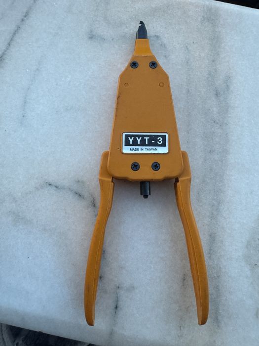 Cleste special taiere componente electronice