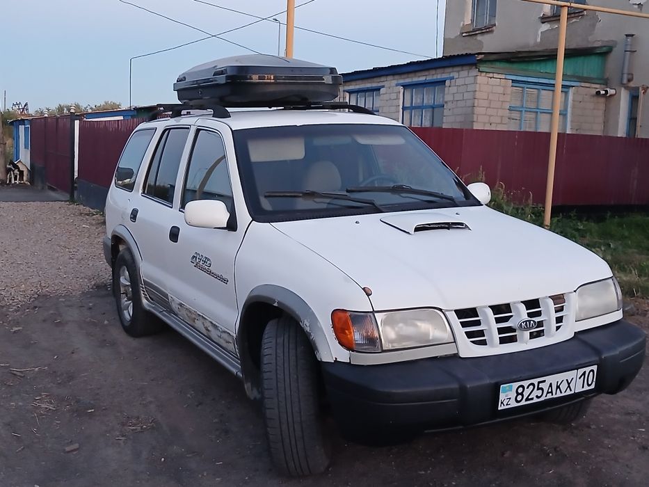 Kia Sportege Grand