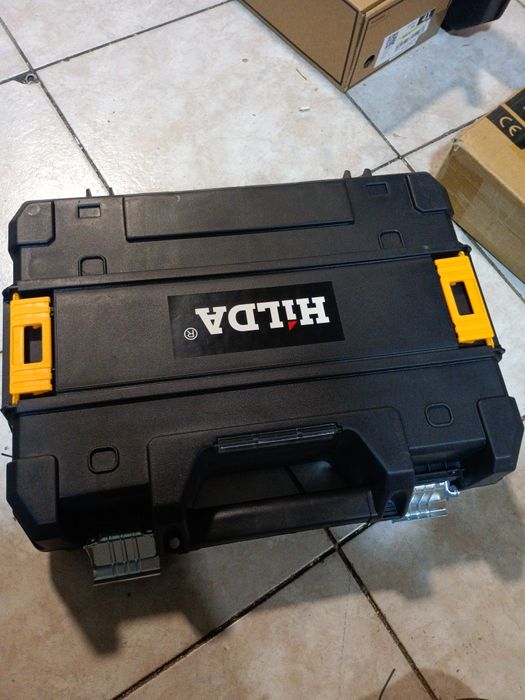 Лазерен нивелир Hilda LS4-S2, Зелени линии, 4 х 360°, Самонивелиращ