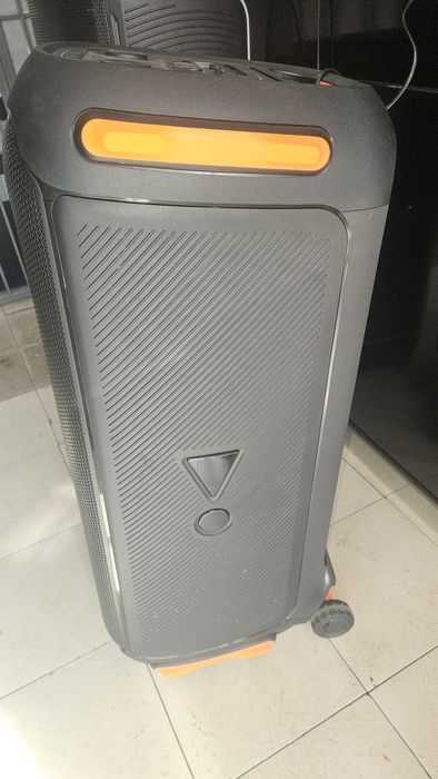 JBL partybox 710-перфектен звук