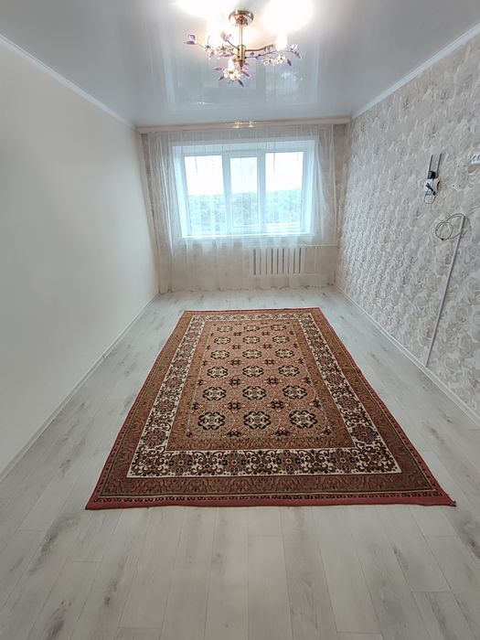 Продается 2-комн с хорошим ремонтом