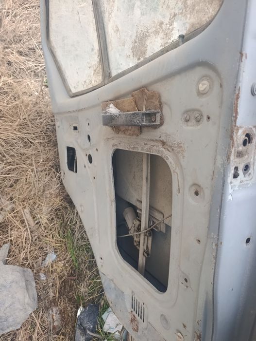 Gazel Eshik sotiladi