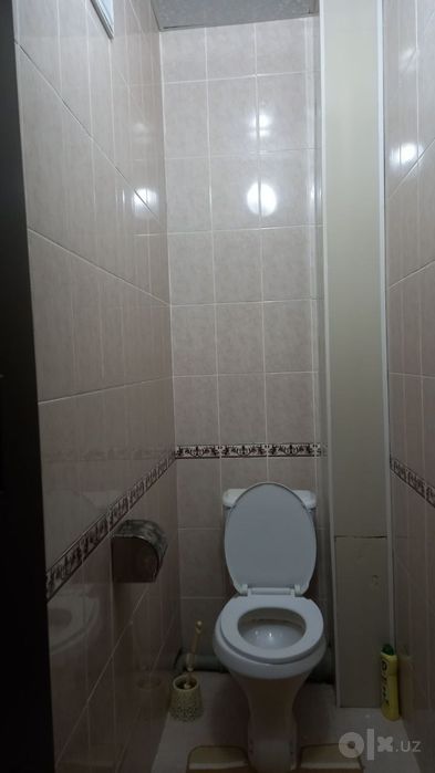 6-mikrorayon Sport kollejni orqa tomoni. 3 xona 85 kv. 5-etaj.
