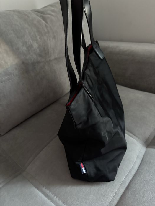 Сумка Tommy Hilfiger черный