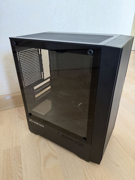 Корпус mid tower, материнская плата b460m aorus pro.