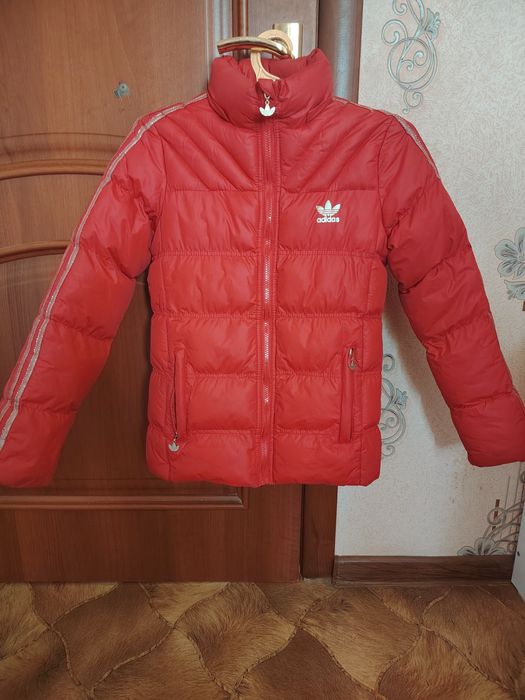 Зимнняя куртка тёплая