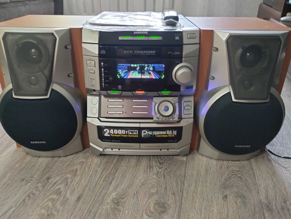 Музыкальный центр MAX-N72  Samsung