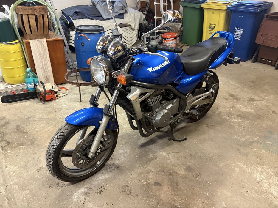 Kawasaki ER5 2003