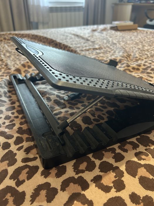 Cooler Myria pentru laptop