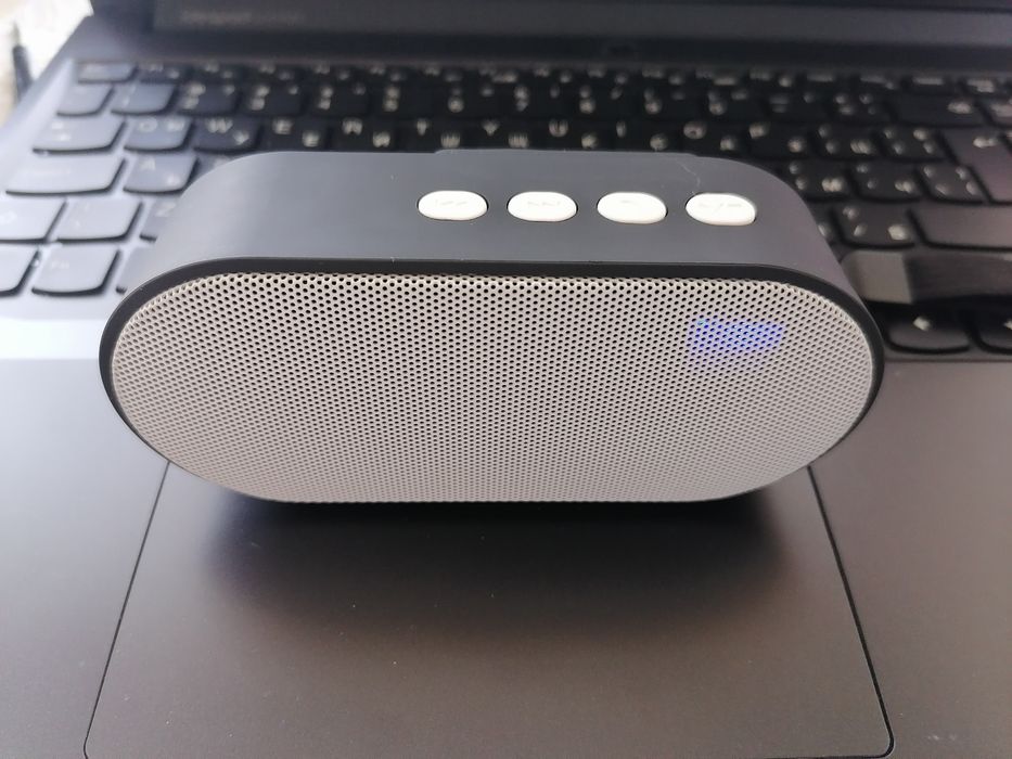 Блутут тонколонка