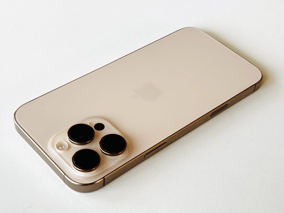 НОВ! Iphone 16 Pro Max 256GB Desert Titanium Гаранция 6 месеца