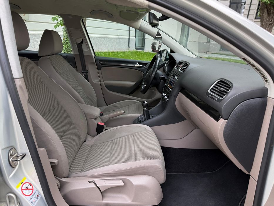Golf 6 •1.6tdi •navi android •clima•volanta noua