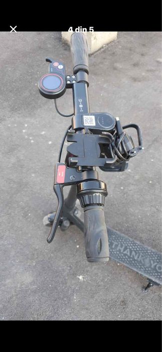 Vand trotinetă electrica pentru piese