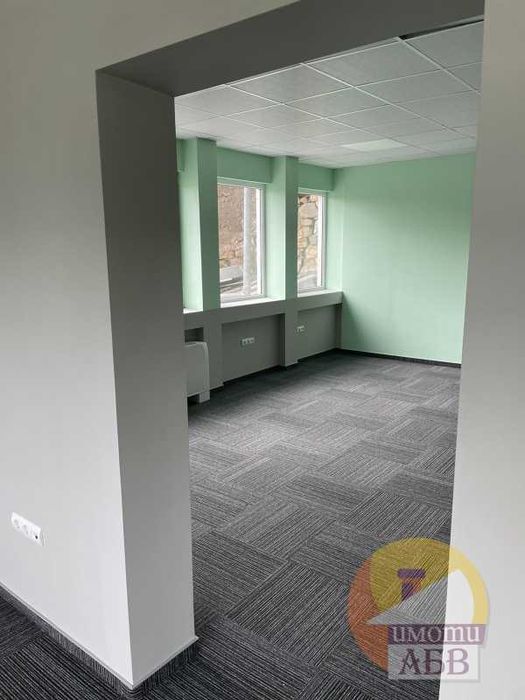 Продава се Офис в Велико Търново, Център - 230 кв.м за 1200 €/кв.м - Снимка #3