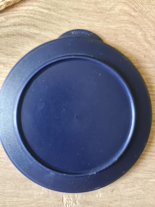 Крышка для блюда Tupperware