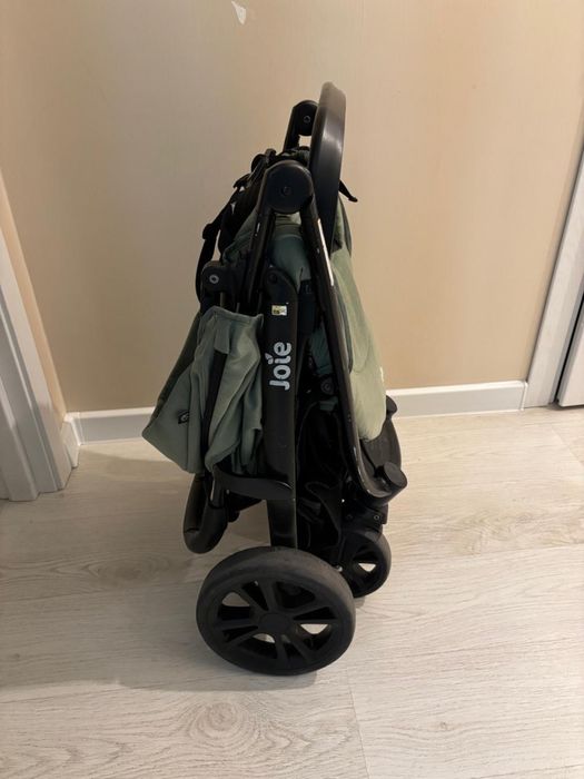 Продаю детскую коляску