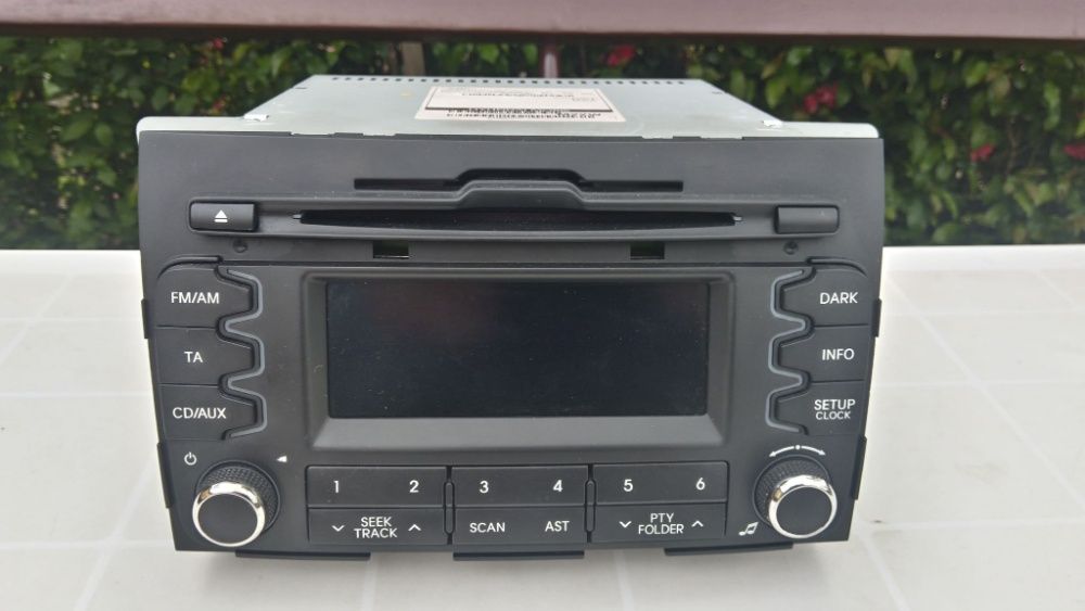 Vand radio/CD auto KIA 2009