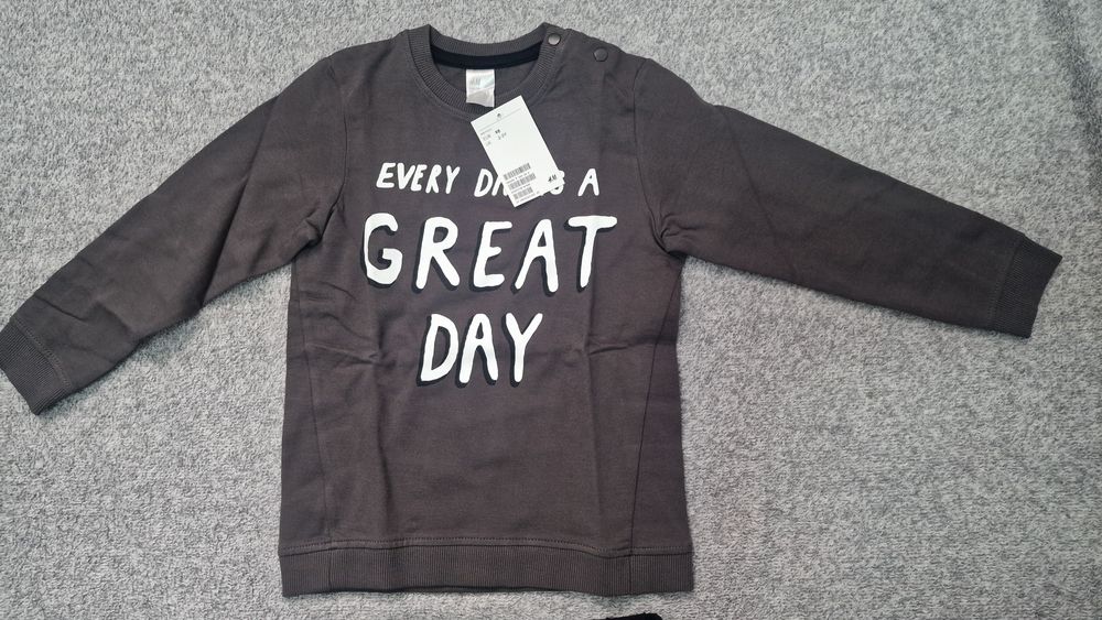 Compleu nou pt copii H&m marimea 98