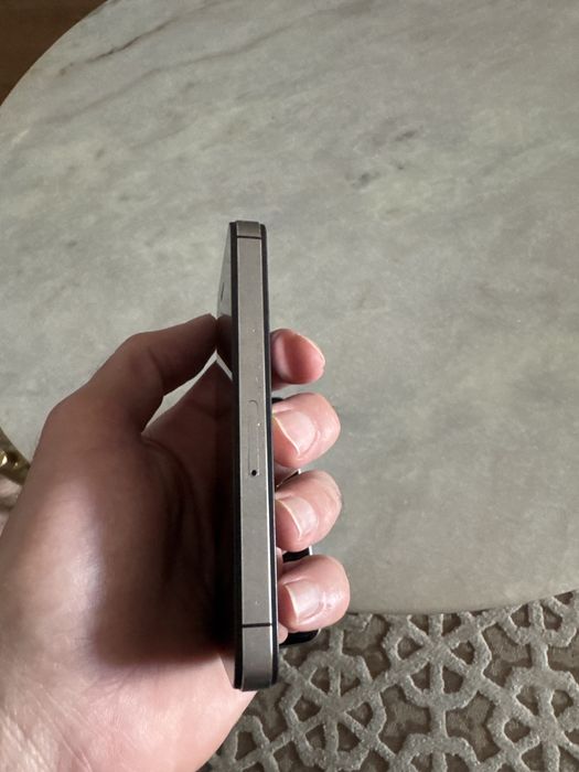 Iphone 4s, 6s, 7s, - заключени за части