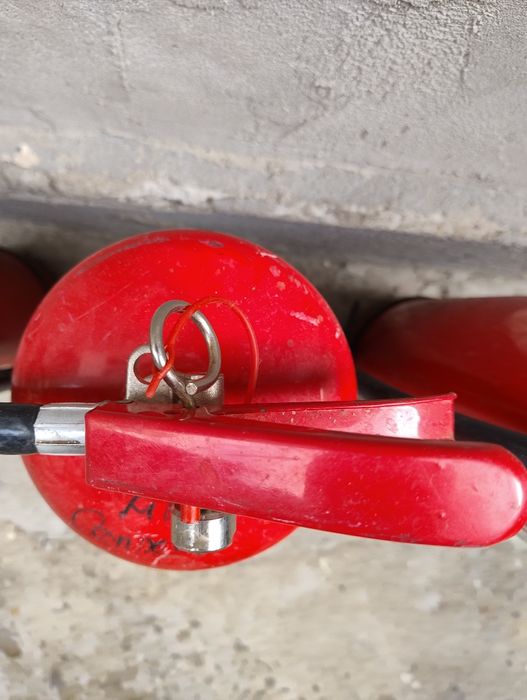 Instinctor incendiu 120 lei buc