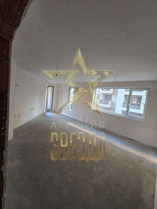 Продава се Тристаен апартамент в Пловдив, Тракия - 126 кв.м за 1270 €/кв.м - Снимка #1