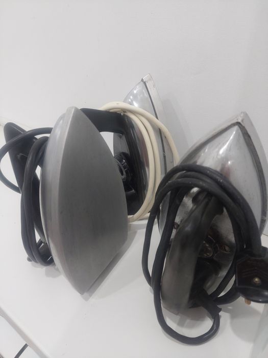 Продаётся утюги.