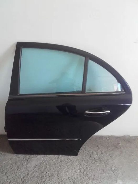 usa stanga spate mercedes e class w211 2002 2003 2004 2005 2006 2007 2008 2009