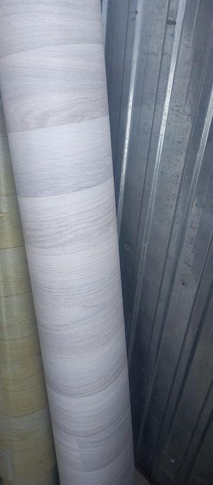 Линолеум  новый..