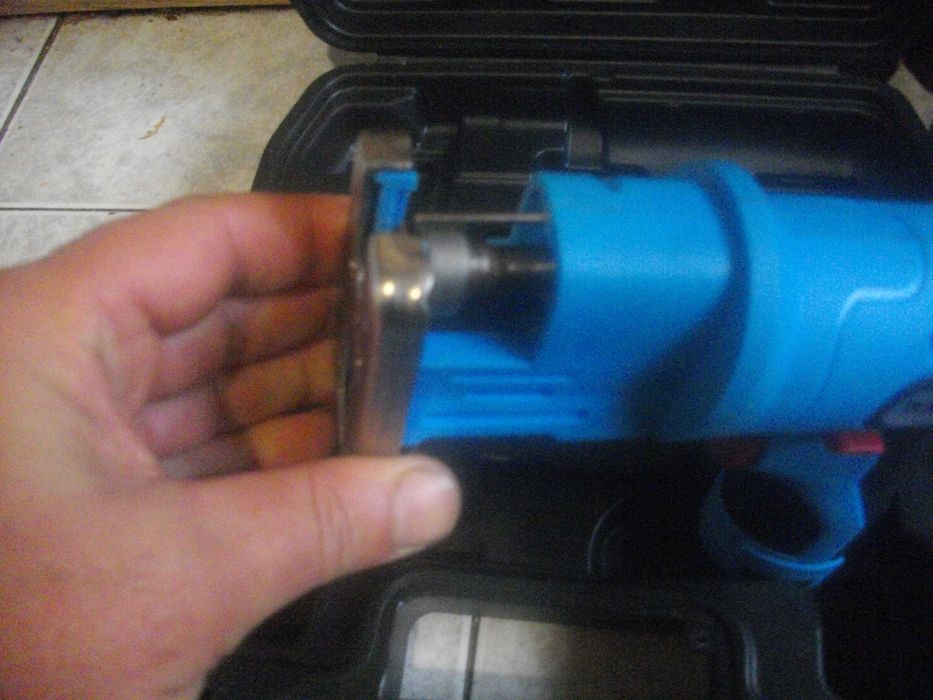 НОВ литий-йон Зеге 10,8V Li-ion TopCraft/Workzone Прободен Трион Австр