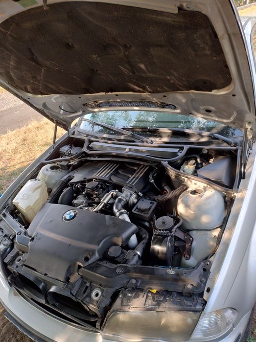 BMW E46 136hp.                     .