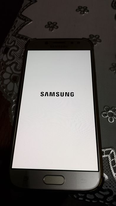 Samsung  Galaxy J 5