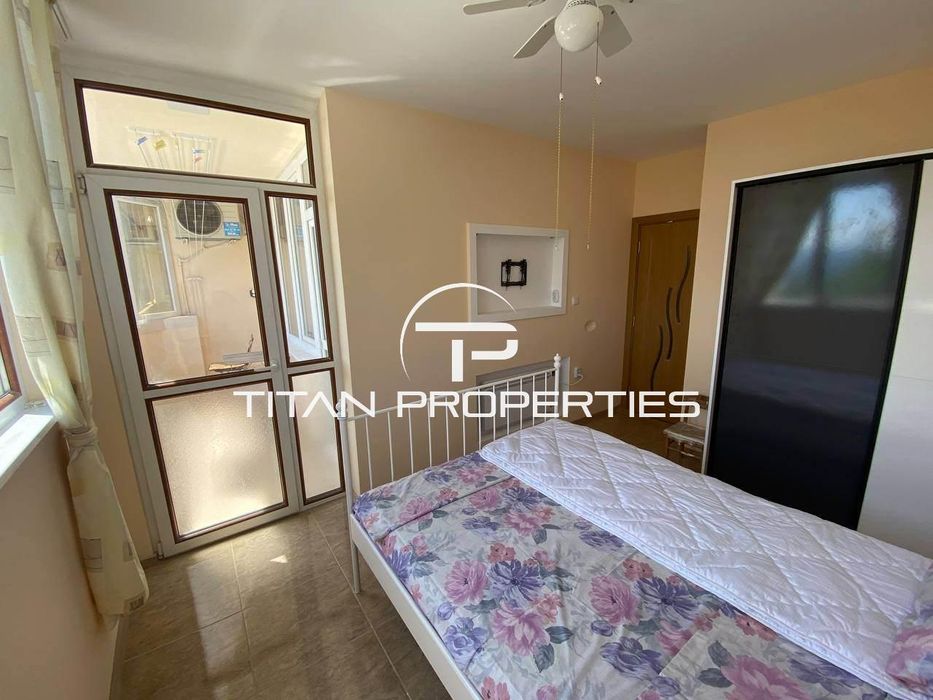 Дава се под наем Тристаен апартамент в Варна, Център - 80 кв.м за 700 € - Снимка #4