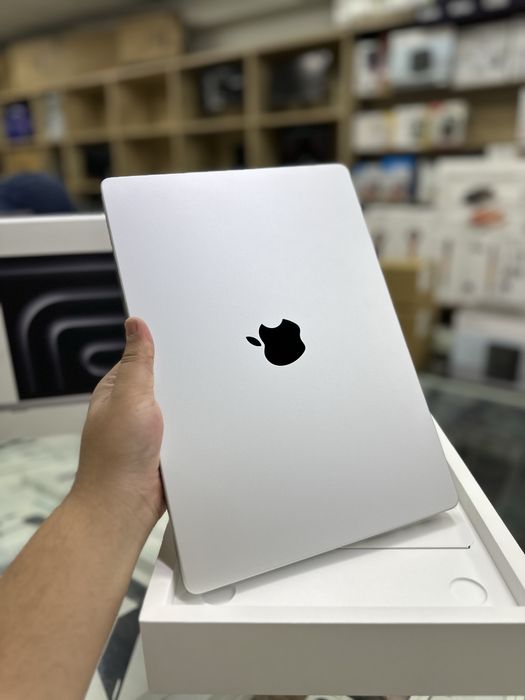 MacBook Pro  14 M5 16/1TB  б/у 6 цикл