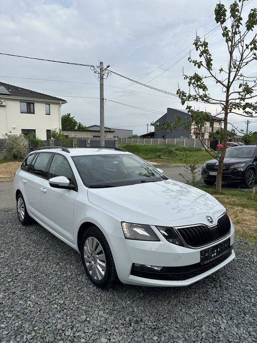 Skoda Octavia 3 / Facelift / 2020 / Euro 6 / Carplay