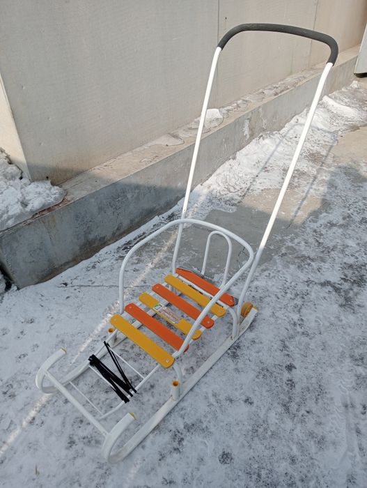 Продаю санки с колесами