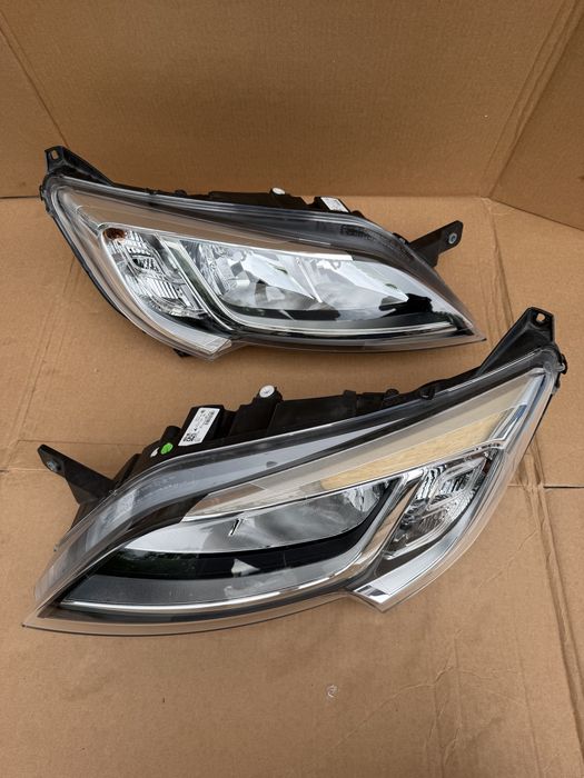 Faruri, Far stanga / Far dreapta Citroen Jumper, Peugeot Boxer, Fiat Ducato, Opel movano C 2014-2026