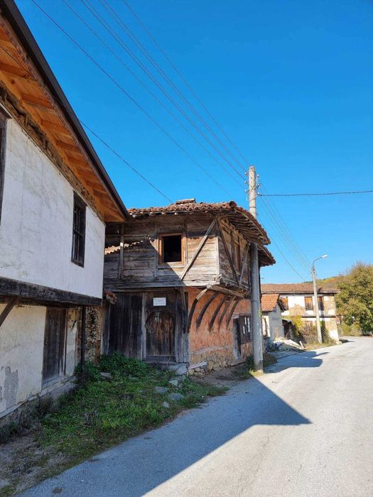 Продава се Къща в с. Свежен, Област Пловдив - 500 кв.м за 41 €/кв.м - Снимка #3