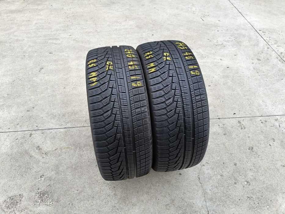Doua anvelope iarna 245 45 19 hankook winter I*cept evo2 profil de 7,5 mm