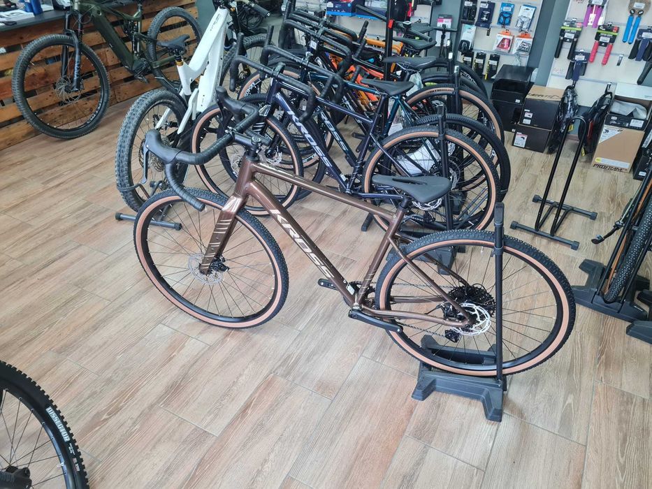 Bicicleta gravel Kross Esker 2.0 M 28 L stoc EstBike Funky Sports