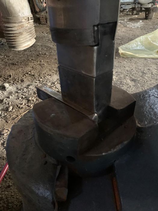 Пневмотический Молот