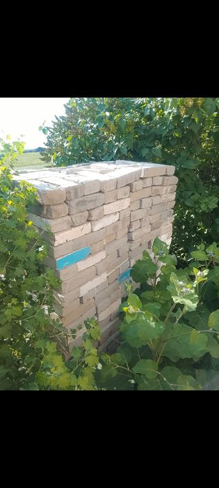 Продам селикатный кирпич (количество около 2500)