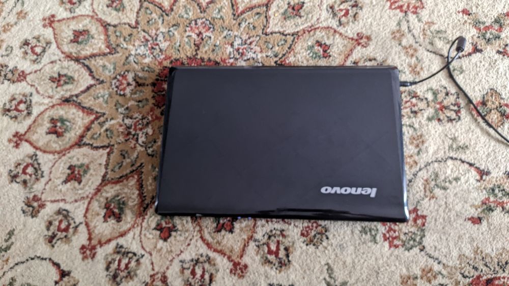 Продам ноутбук Lenovo G560