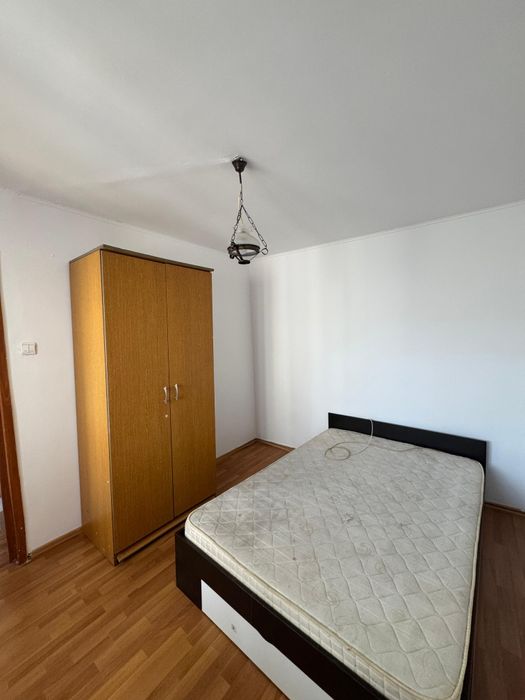 Dau apartamente spre inchiriere