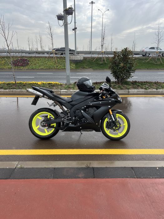 Yamaha R1 2006, 1000cc