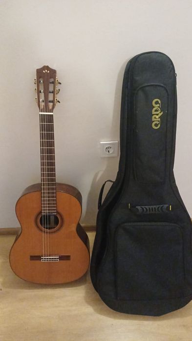 The Cordoba C7 Cedar Classical Guitar Класическа Китара