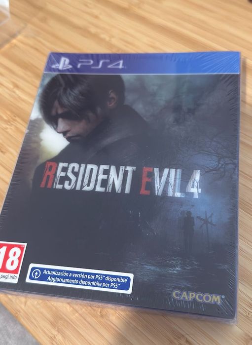 Resident Evil 4 Lenticular Edition PS4 nou, sigilat