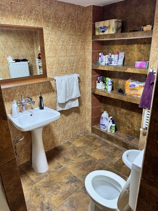 PF - Vand casa sau schimb cu apartament