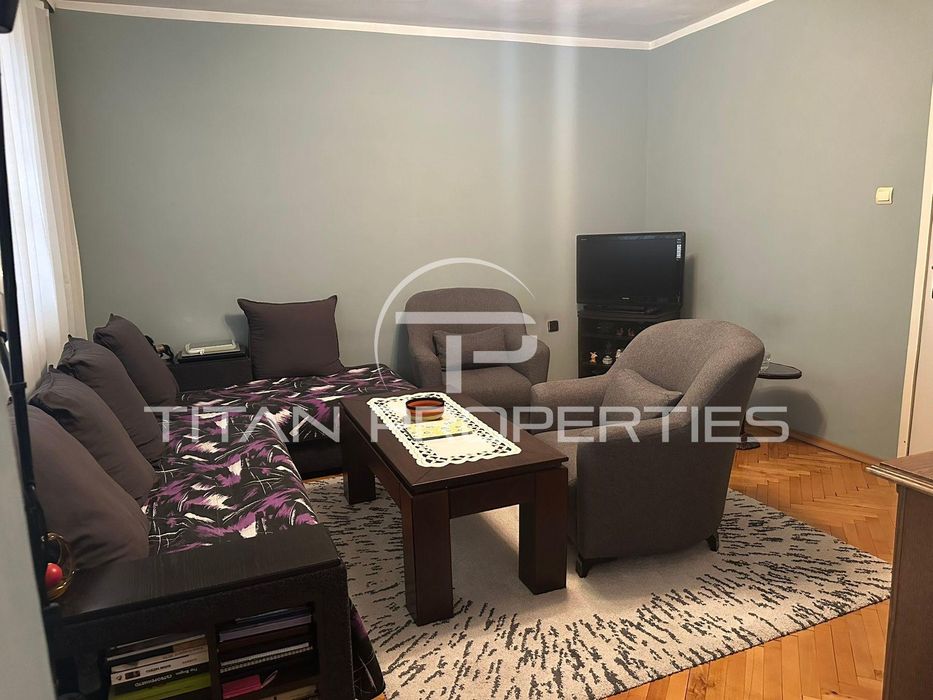 Продава се Тристаен апартамент в София, НПЗ Средец - 100 кв.м за 1683 €/кв.м - Снимка #4