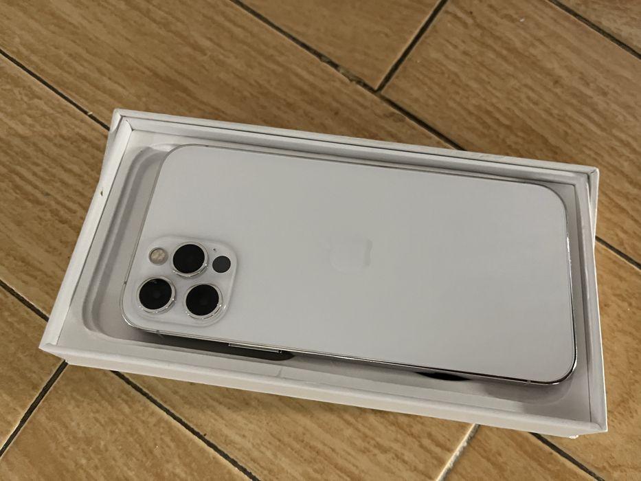 Iphone 12 pro продам