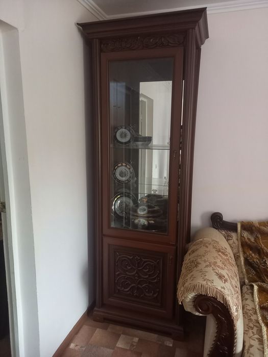 Продам стол, стулья